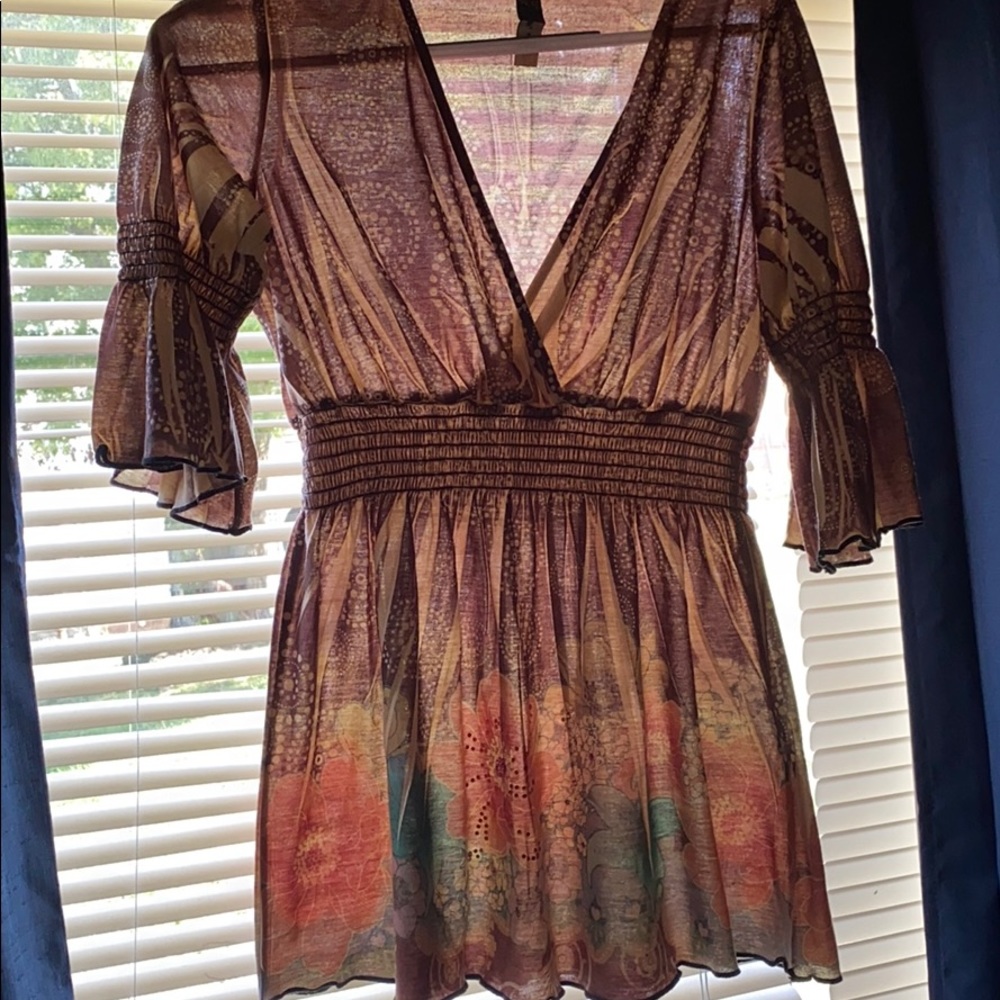 Half sleeve dressy top